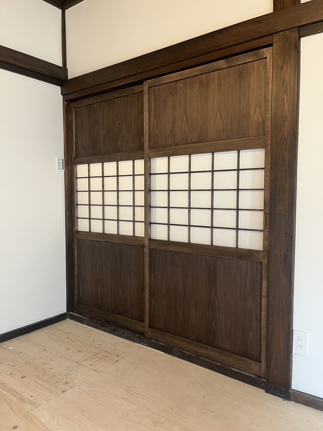 木の表情を生かした建具と造作の仕事 3