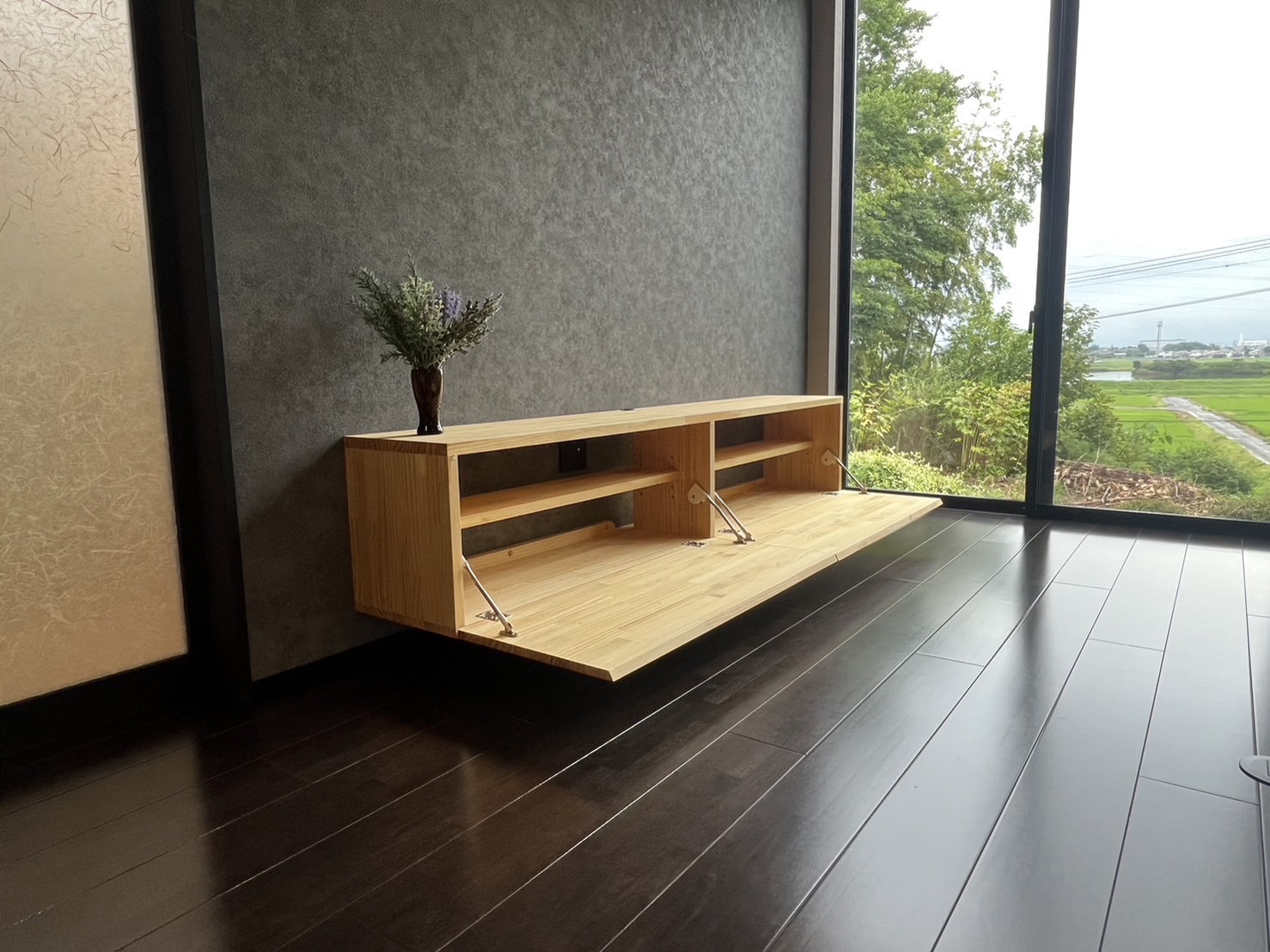 木の表情を生かした建具と造作の仕事 4