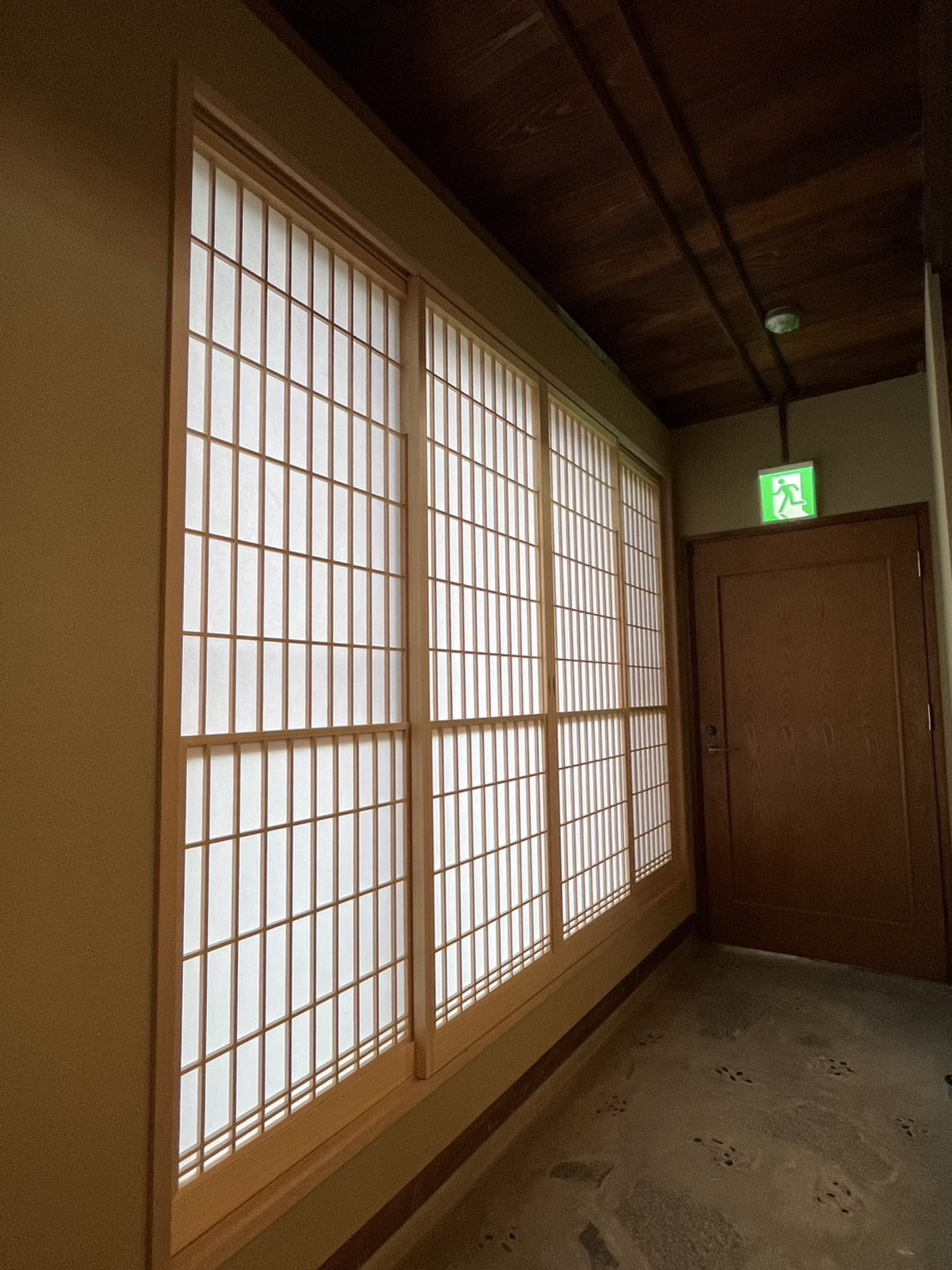 木の表情を生かした建具と造作の仕事 14
